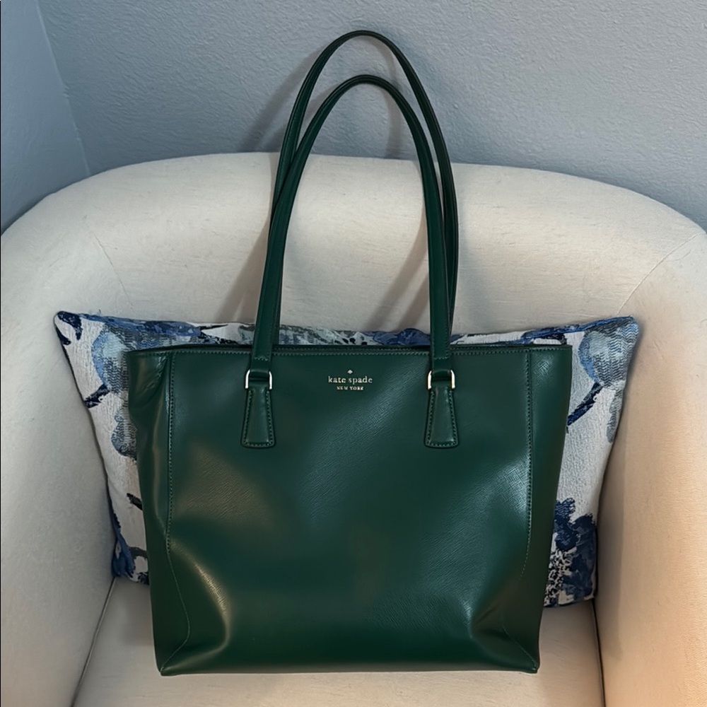 Kate Spade Green Tote with Textured Leather and Gold Hardware